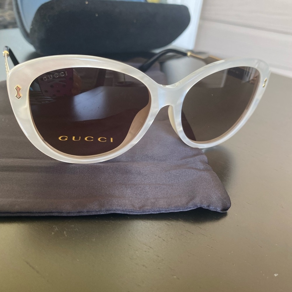 Brand new 53mm cat eye sunglasses 🕶 - Picture 6 of 11